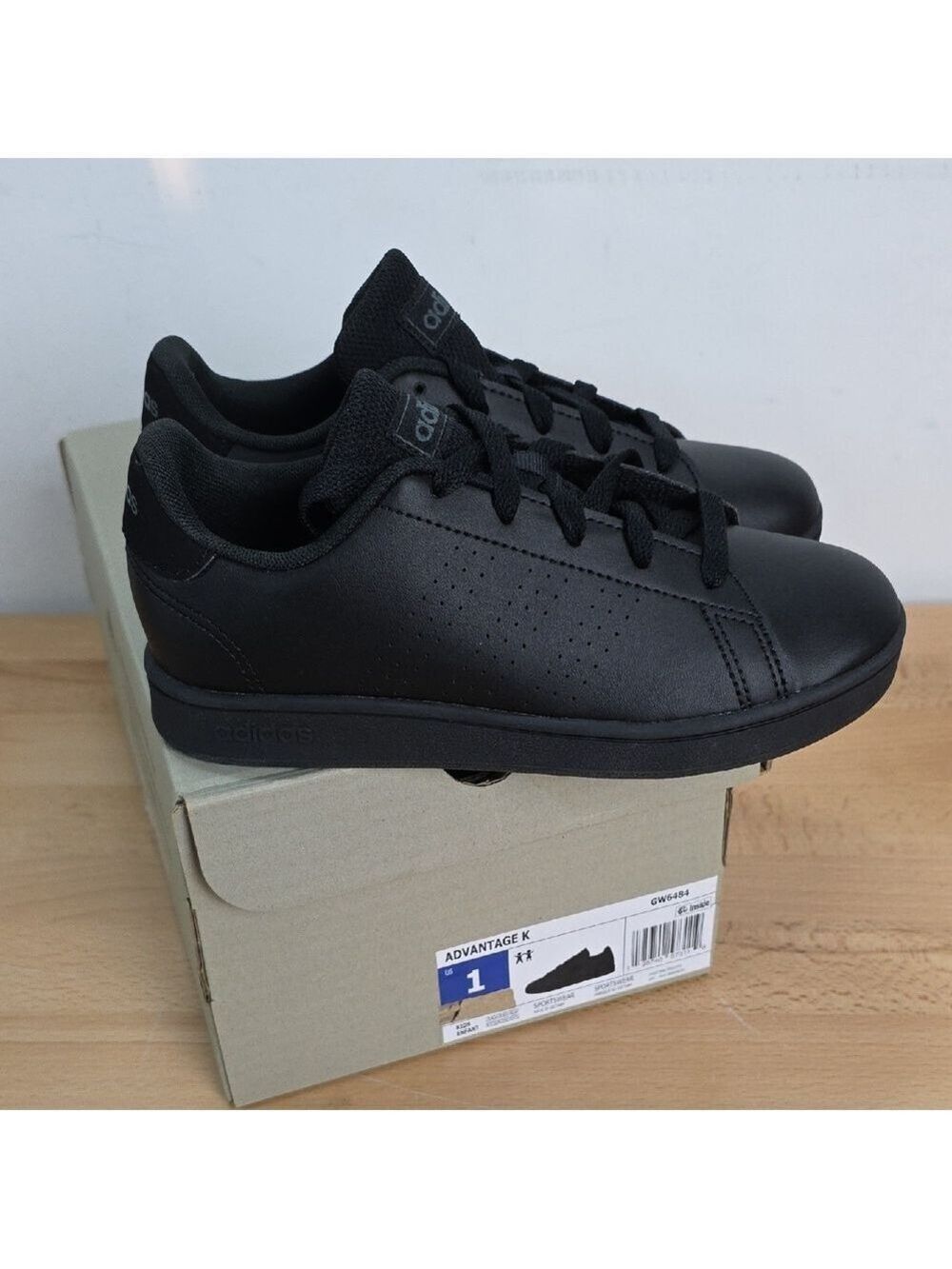 Adidas Advantage Clean Black Leather Men's Sneakers Size 1